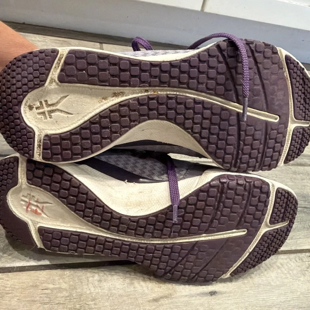 KURU‎ Quantum Purple White Women's Shoes Size 8.5 Comfort Gym Walking Shoes